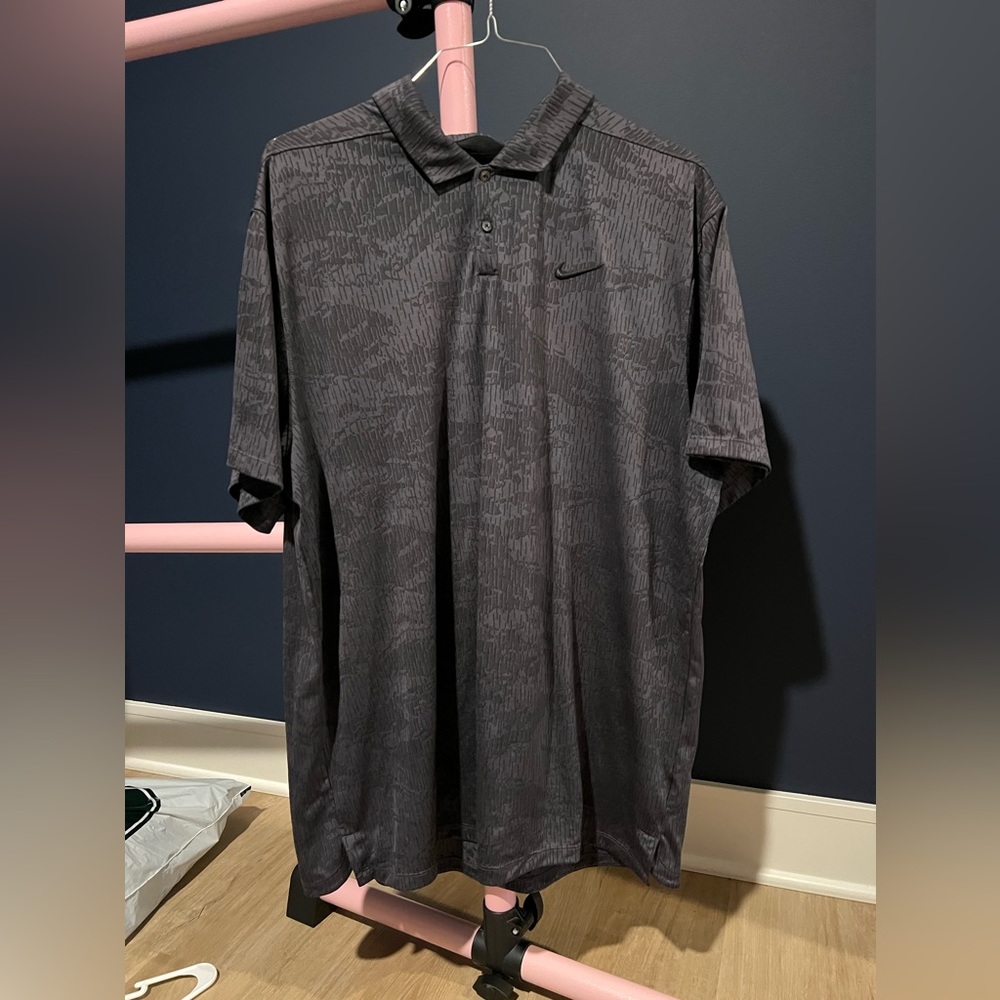 Mens Nike Dri fit golf polo